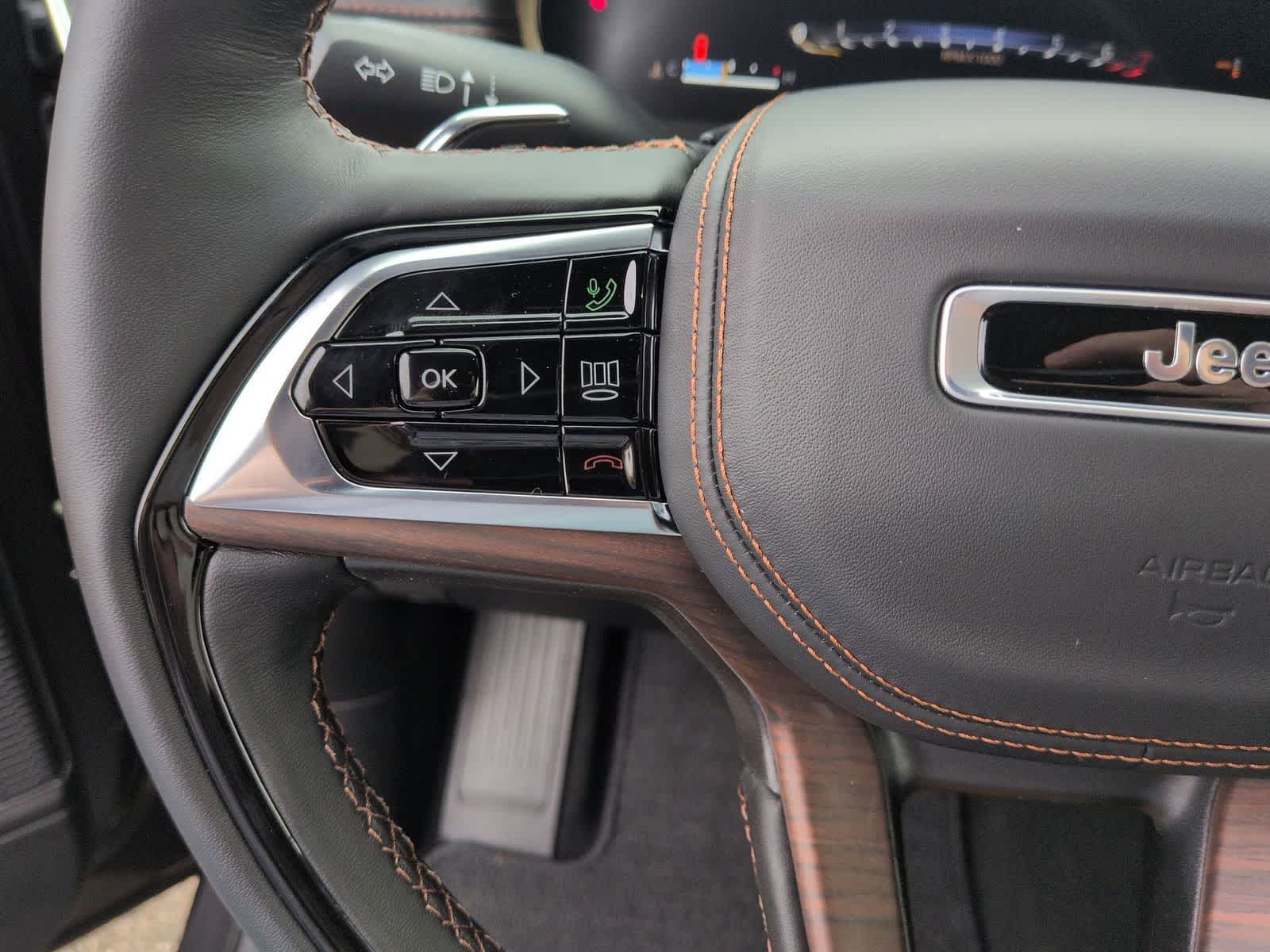 Thumbnail: 2025 Jeep Grand Cherokee L - 23