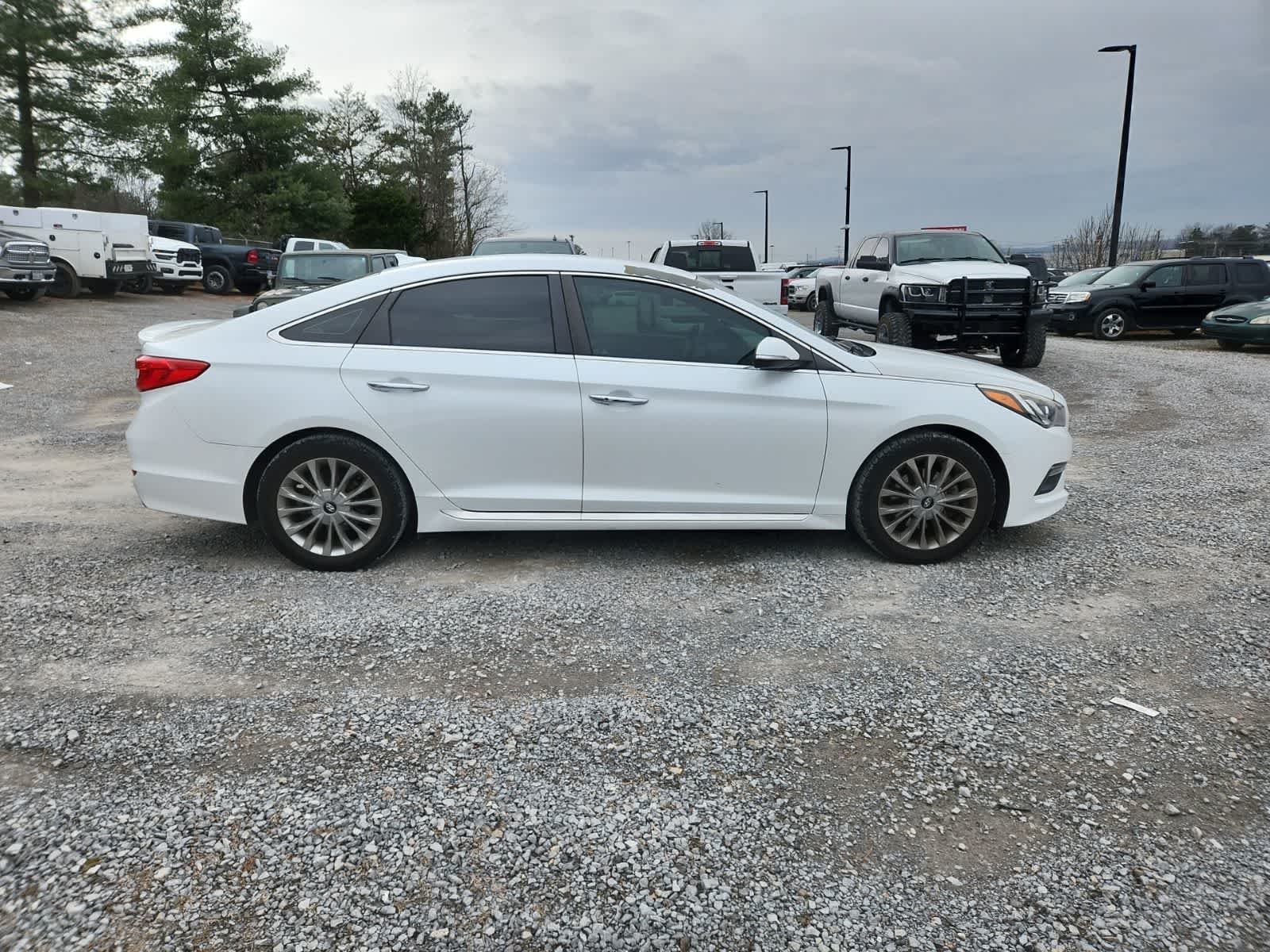 Thumbnail: 2015 Hyundai Sonata - 6