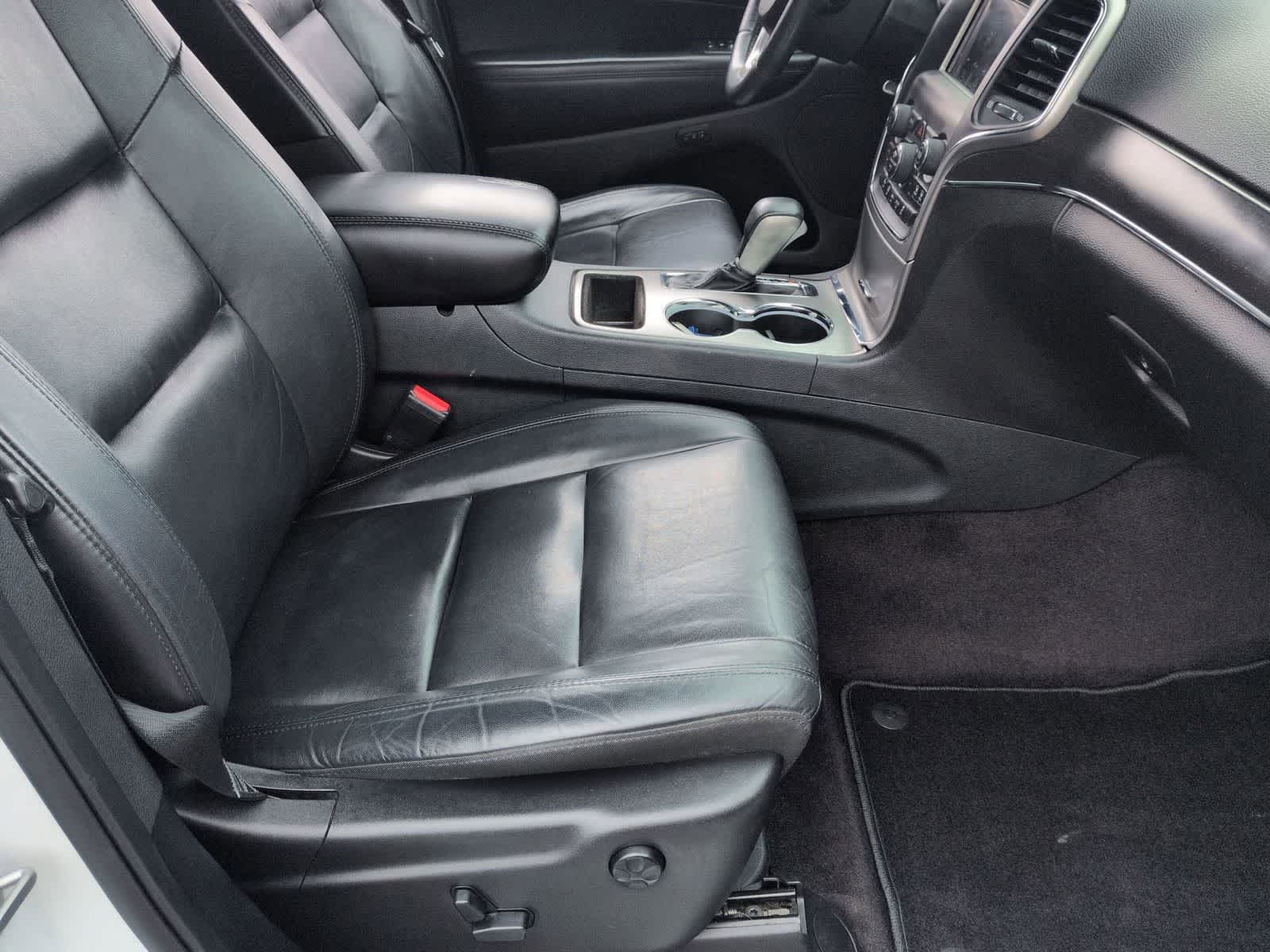 Thumbnail: 2018 Jeep Grand Cherokee - 18