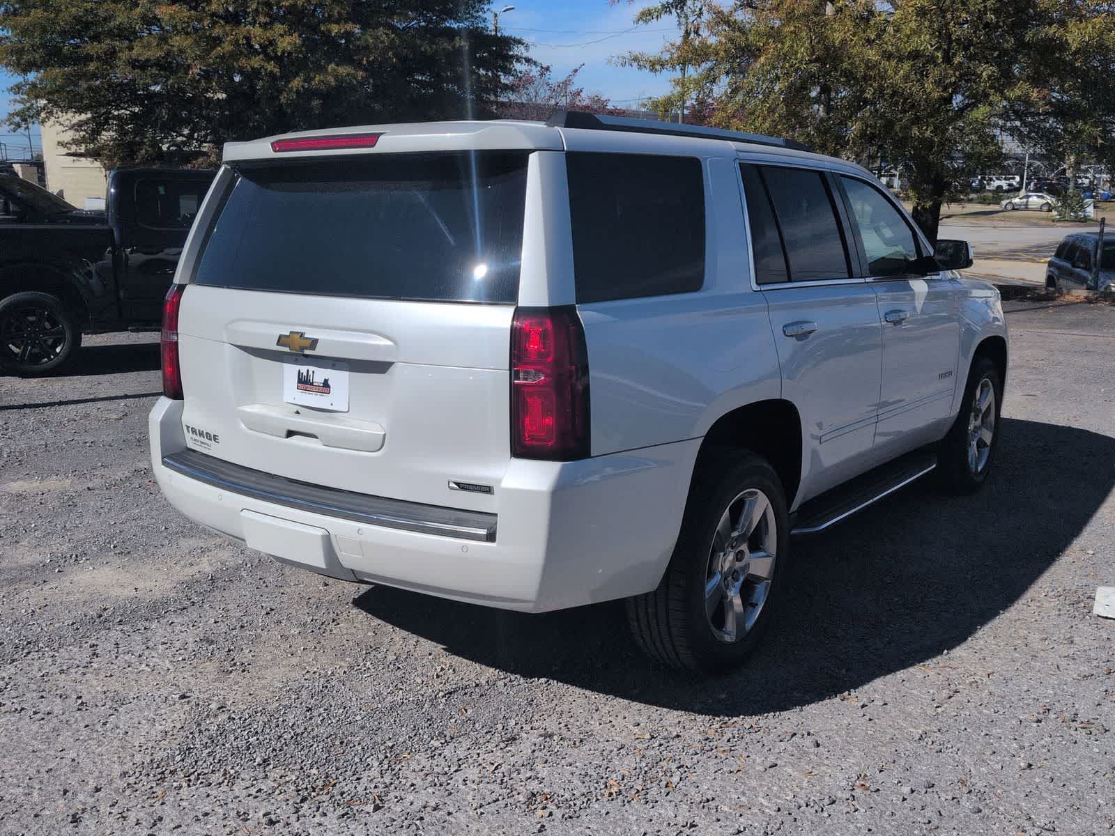 Thumbnail: 2017 Chevrolet Tahoe - 8
