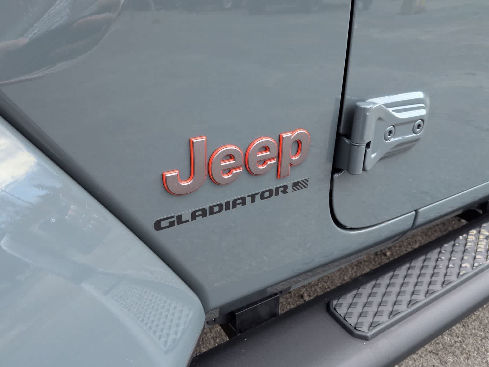 Thumbnail: 2026 Jeep Gladiator - 12