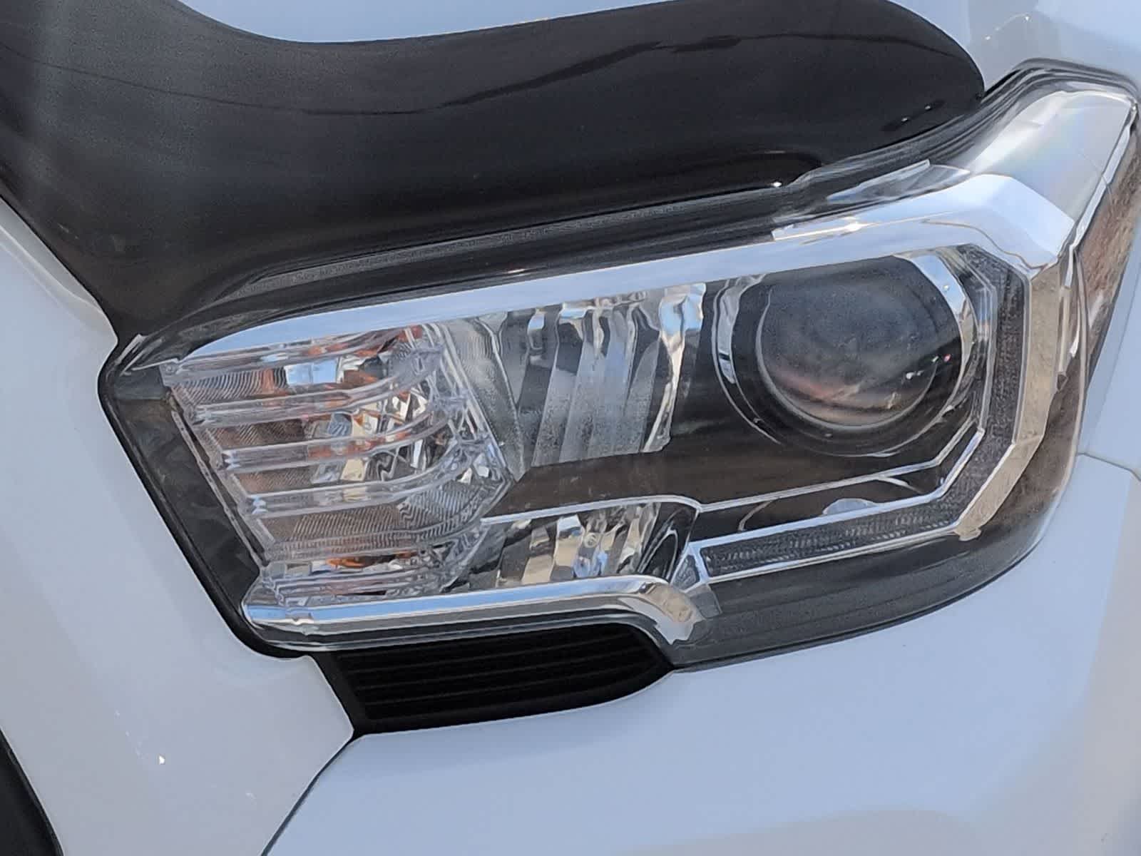 Thumbnail: 2023 Toyota Tacoma - 11