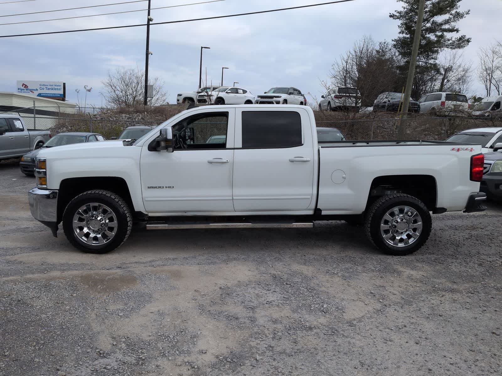 Thumbnail: 2017 Chevrolet Silverado 2500 - 5