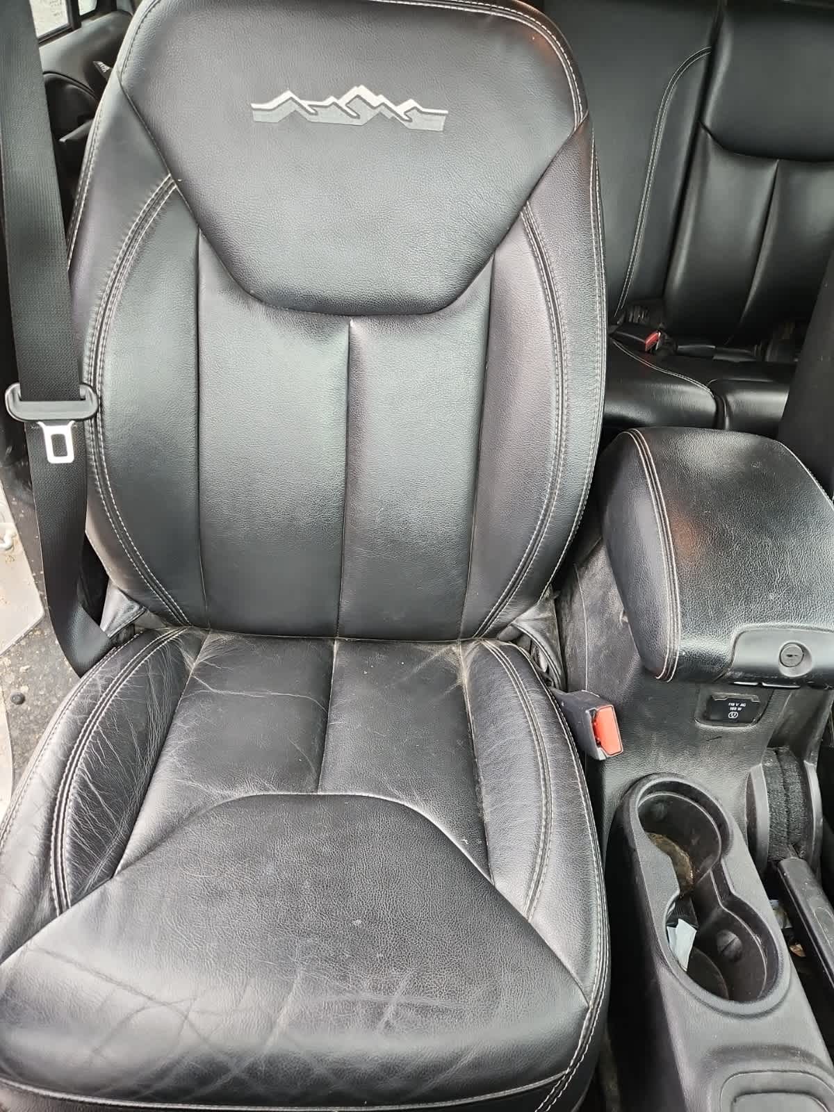 2014 Jeep Wrangler Unlimited Polar Edition 18