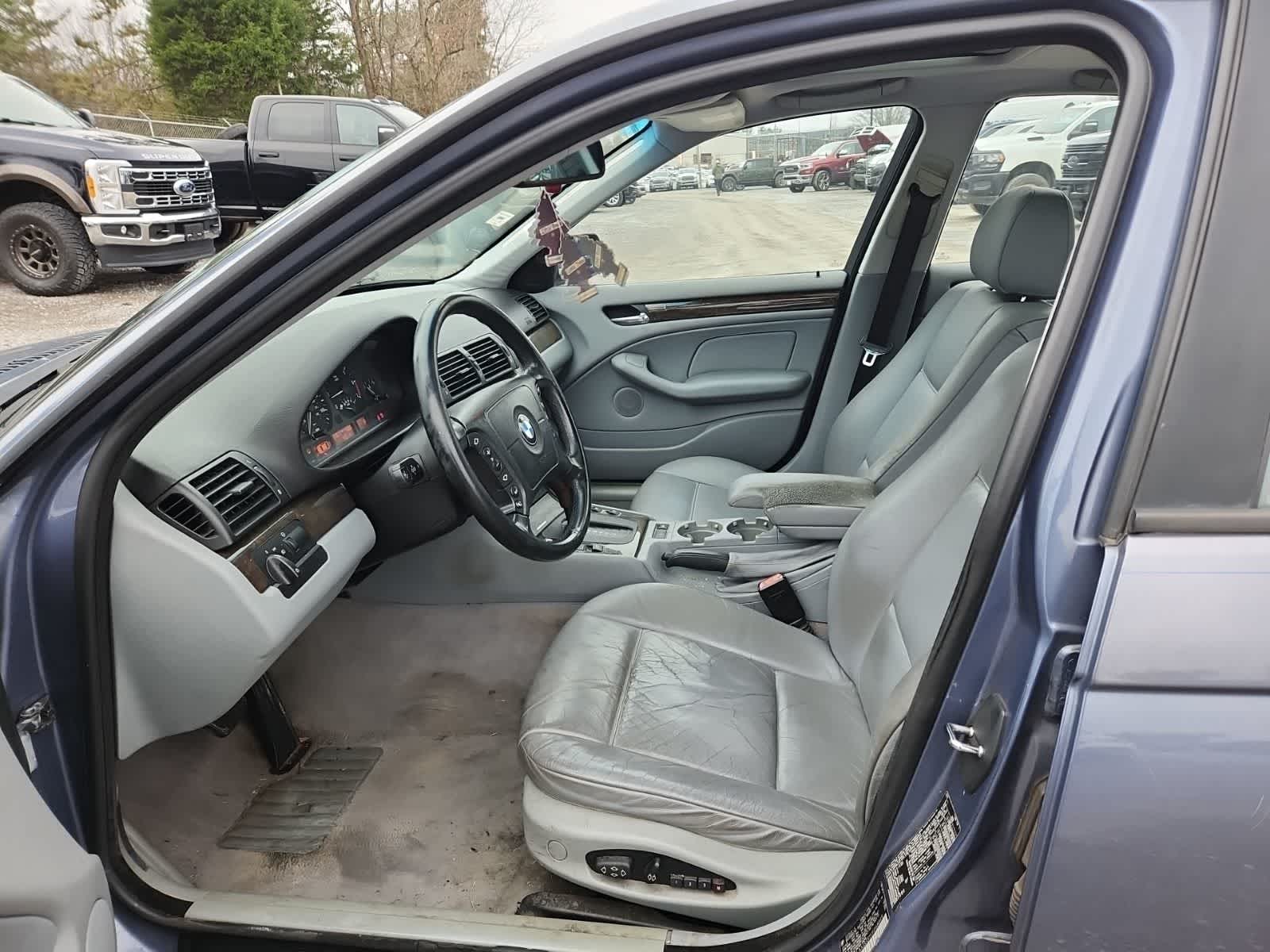 Thumbnail: 2000 BMW 3 Series - 15