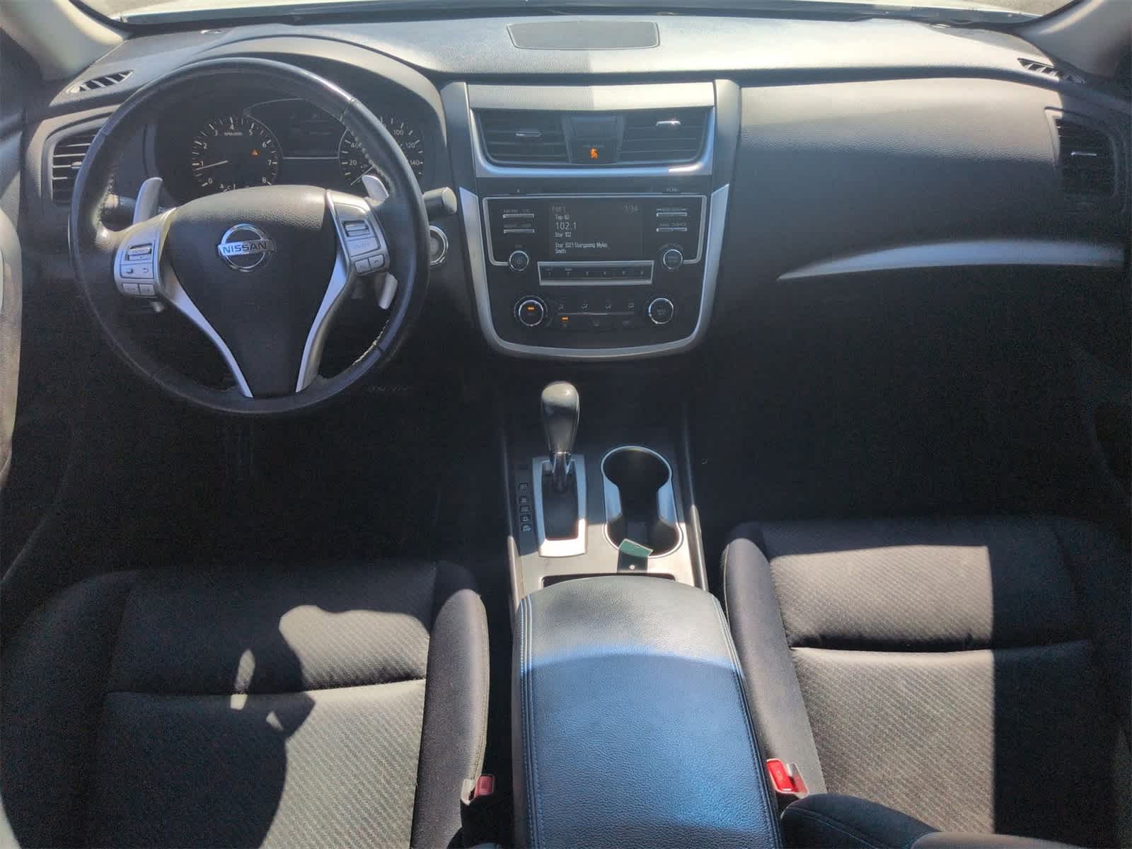 Thumbnail: 2016 Nissan Altima - 14