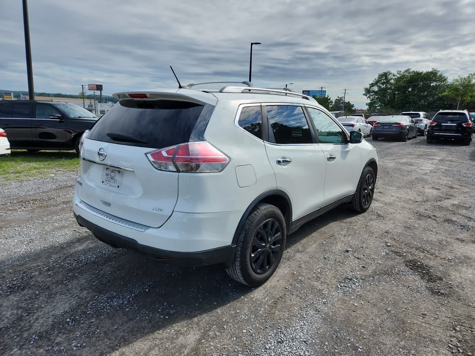 Thumbnail: 2016 Nissan Rogue - 5