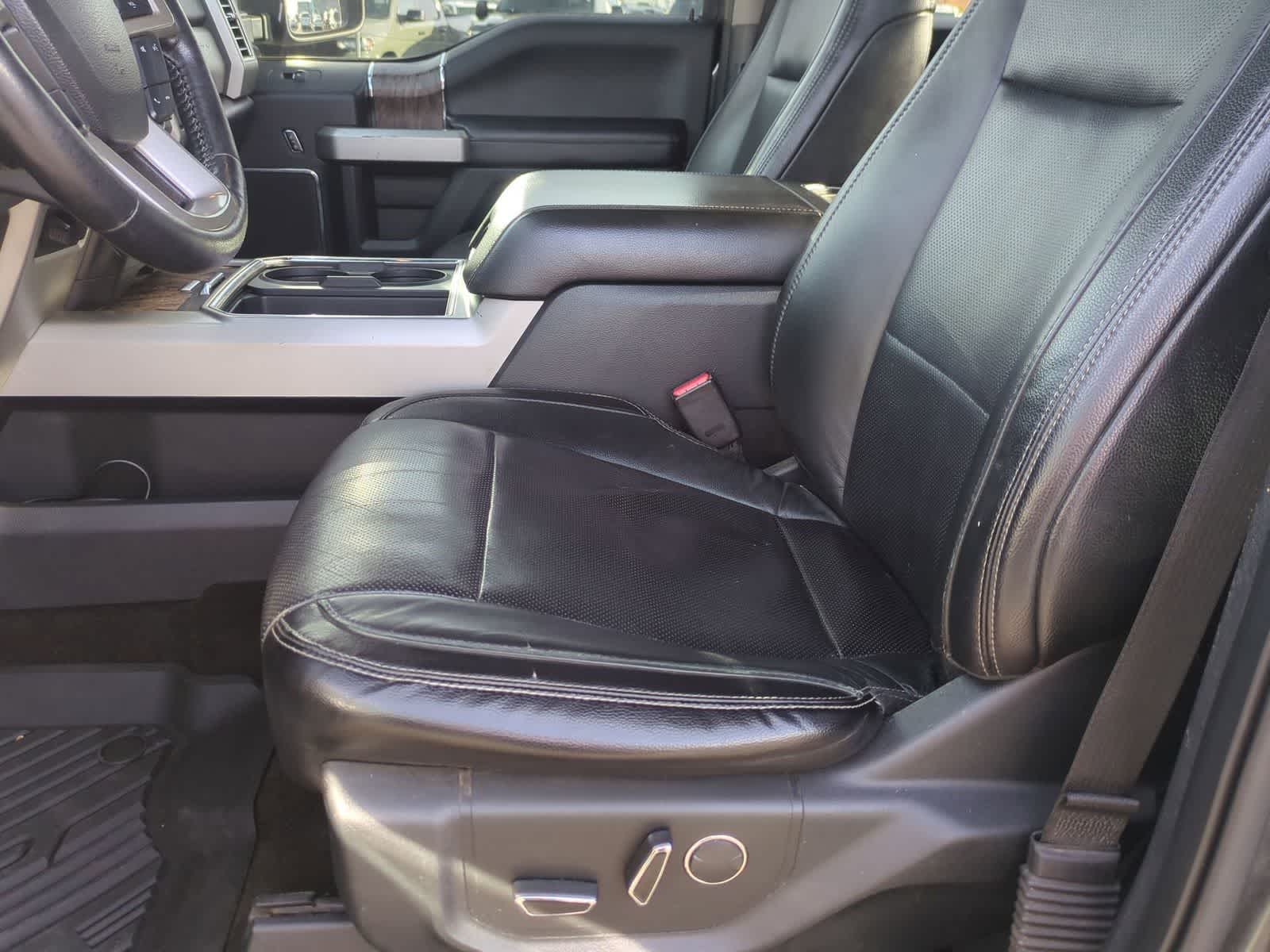 Thumbnail: 2017 Ford Econoline - 16