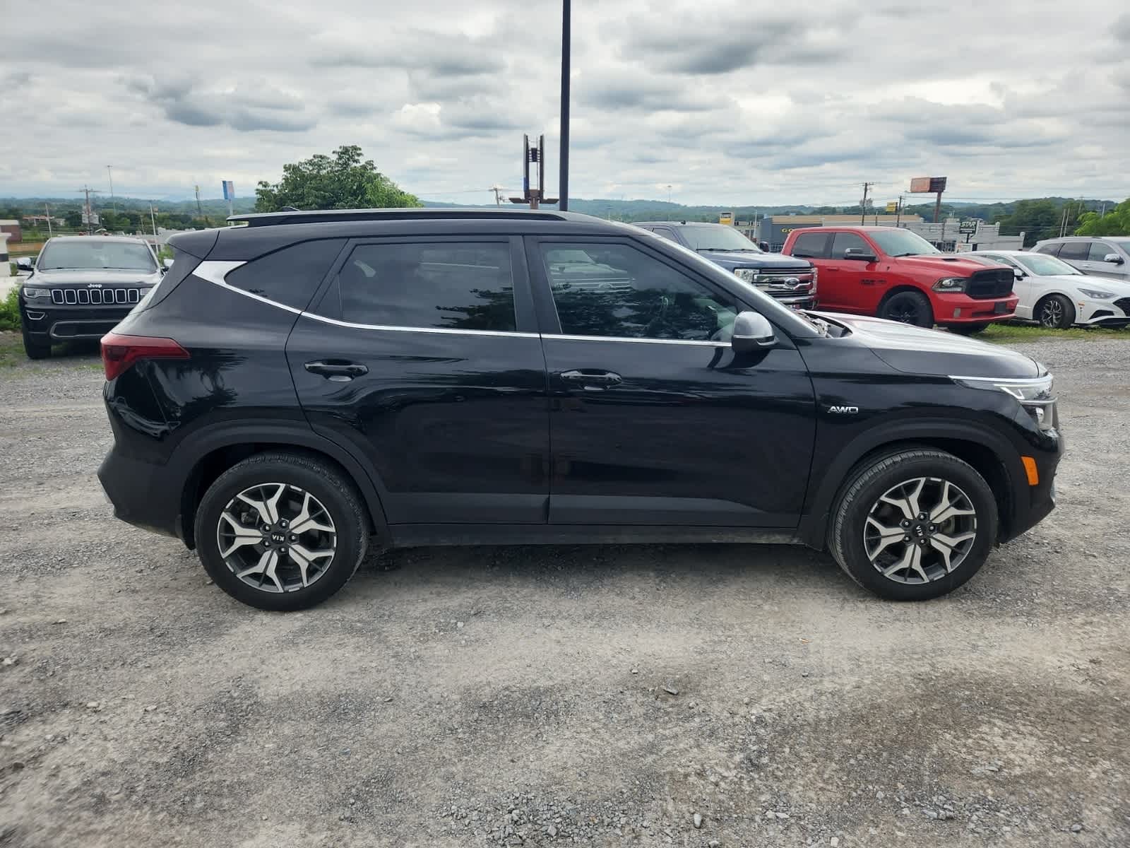 Thumbnail: 2021 Kia Seltos - 6