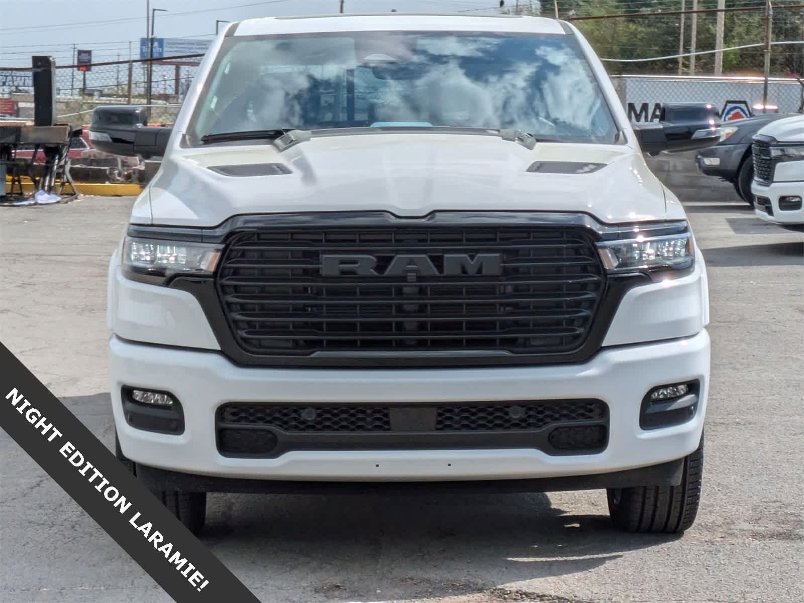 Thumbnail: 2025 RAM 1500 - 9