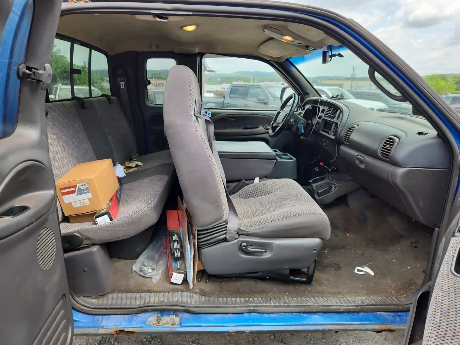 Thumbnail: 2001 Dodge Ram 1500 - 26