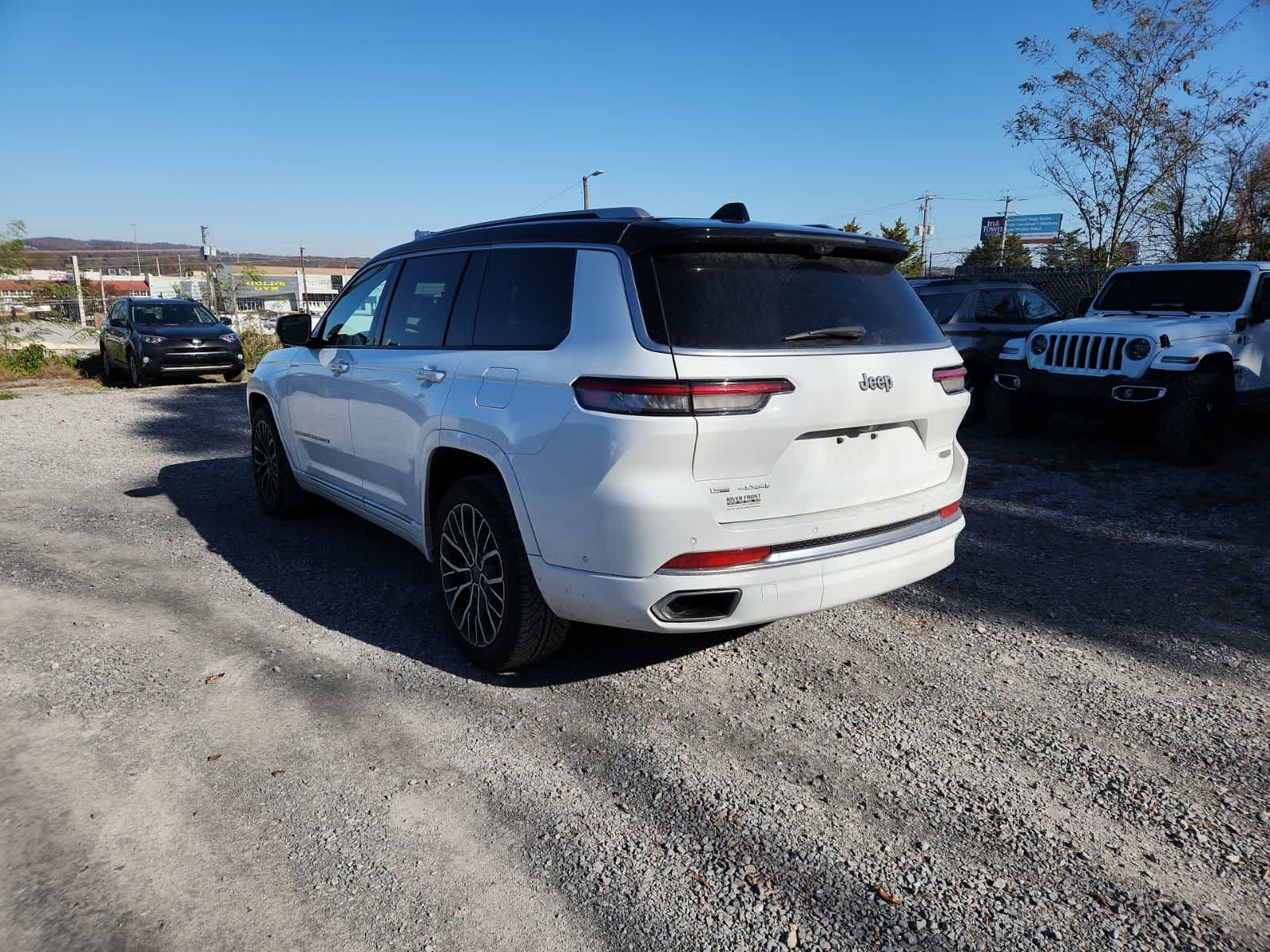 Thumbnail: 2021 Jeep Grand Cherokee L - 3