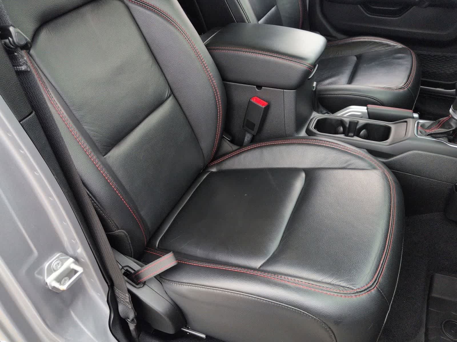 Thumbnail: 2019 Jeep Wrangler - 20