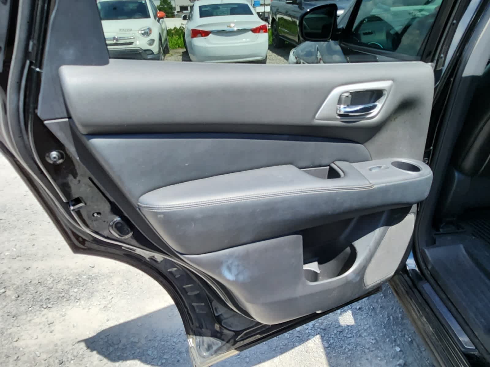 Thumbnail: 2013 Nissan Pathfinder - 26