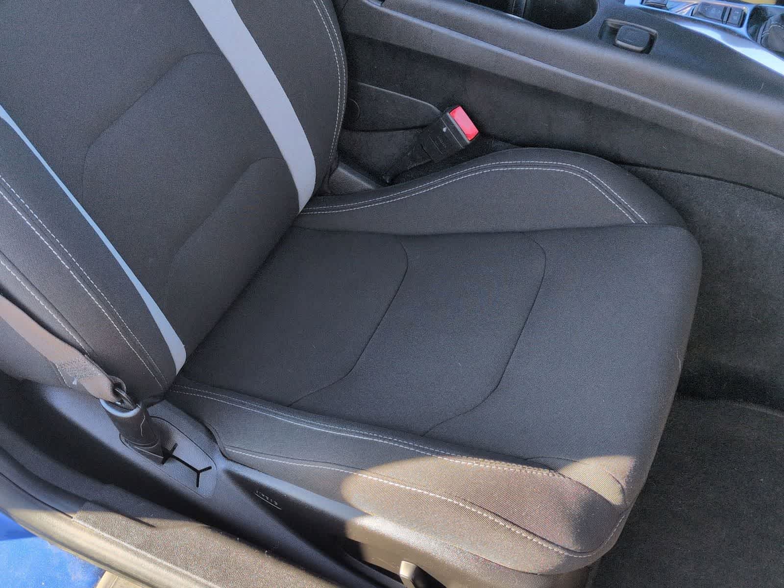 Thumbnail: 2019 Chevrolet Camaro - 18