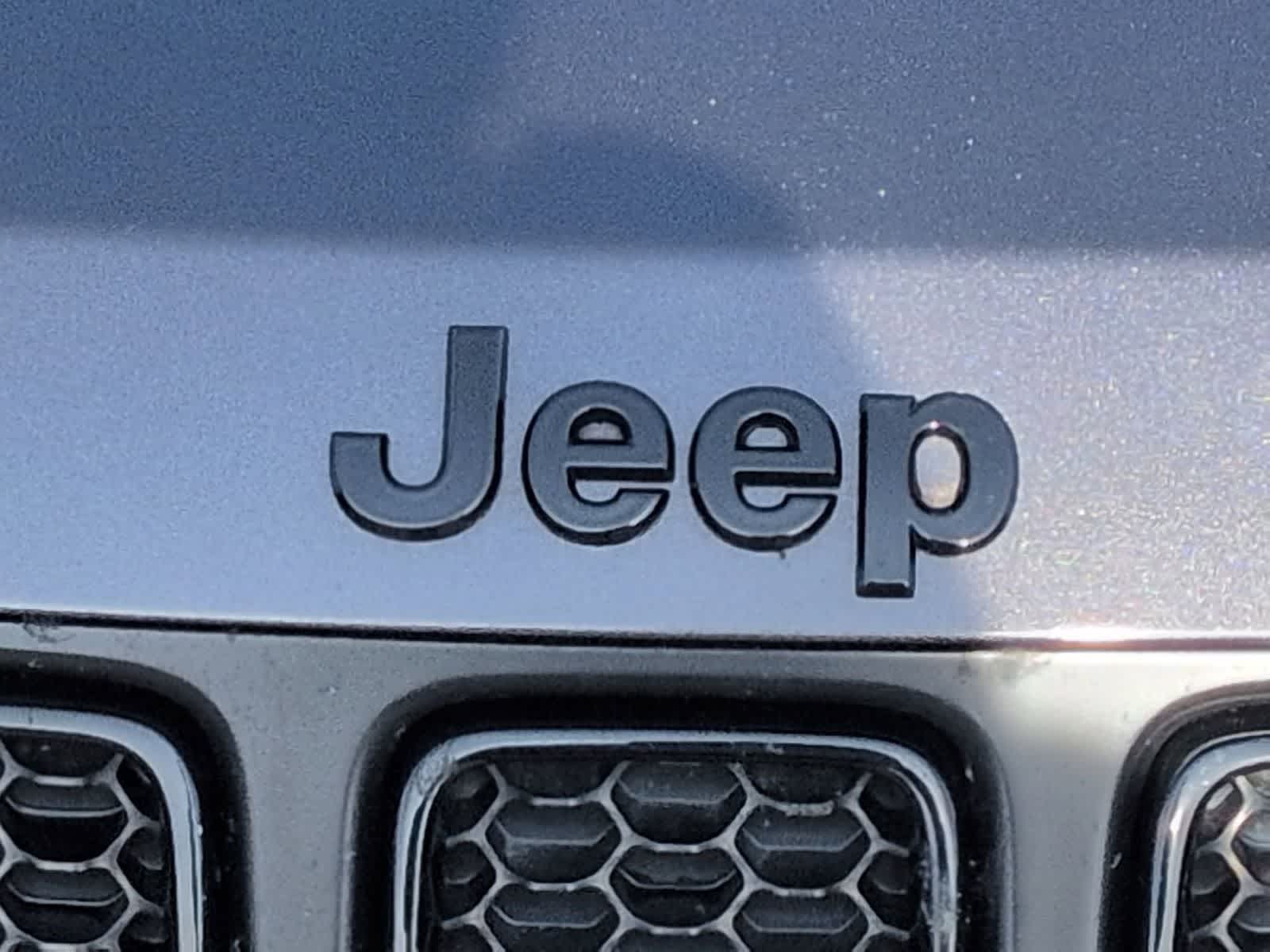 Thumbnail: 2021 Jeep Compass - 12