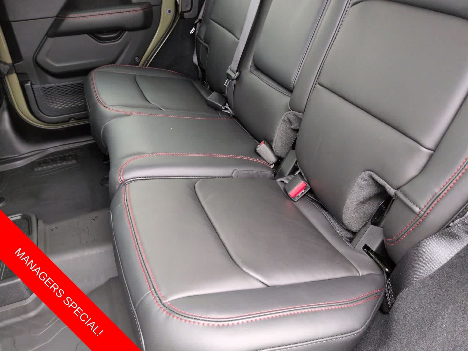 Thumbnail: 2026 Jeep Wrangler - 18