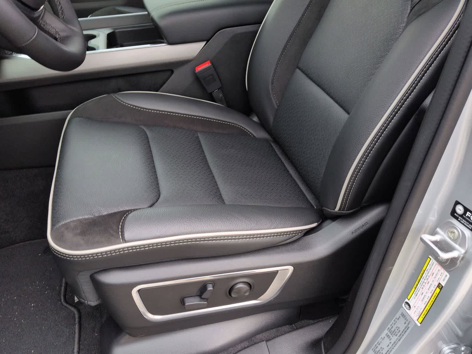 Thumbnail: 2026 RAM 1500 - 14