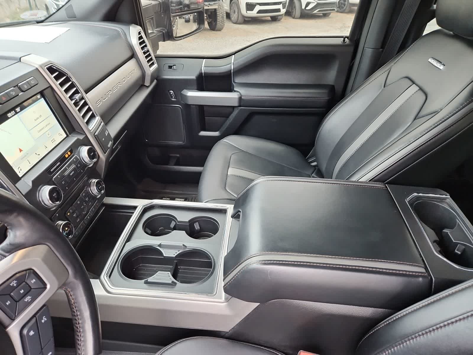 Thumbnail: 2018 Ford Econoline - 11