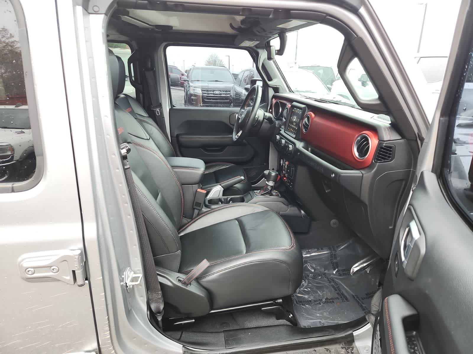 Thumbnail: 2019 Jeep Wrangler - 21