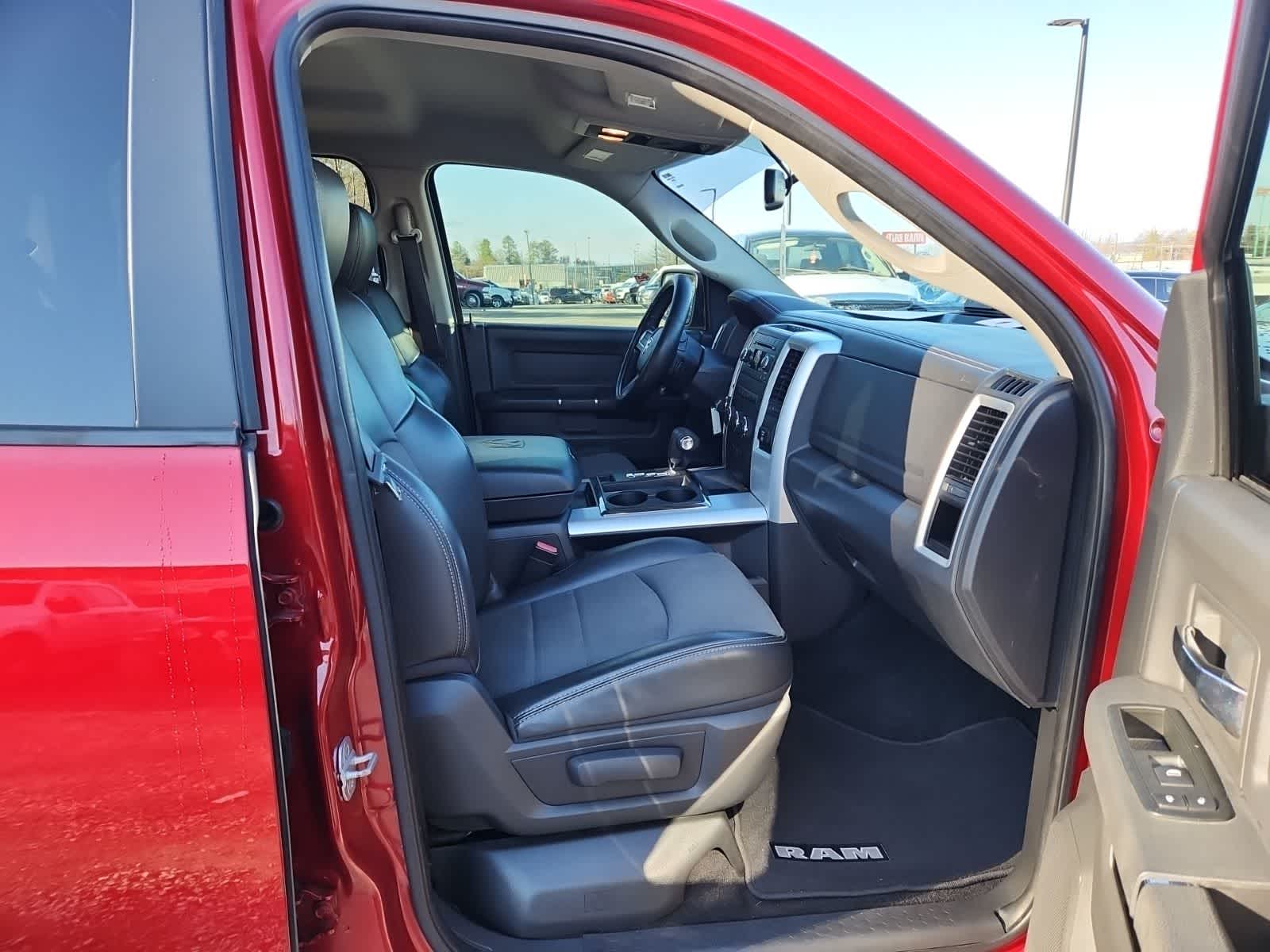 Thumbnail: 2010 Dodge Ram 1500 - 21