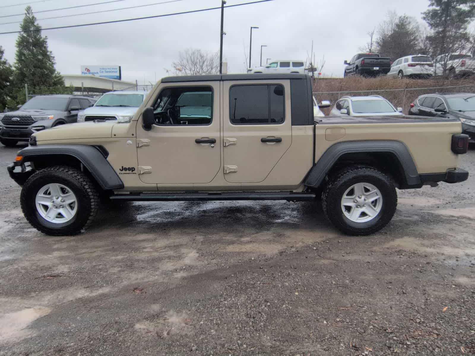 Thumbnail: 2020 Jeep Gladiator - 5