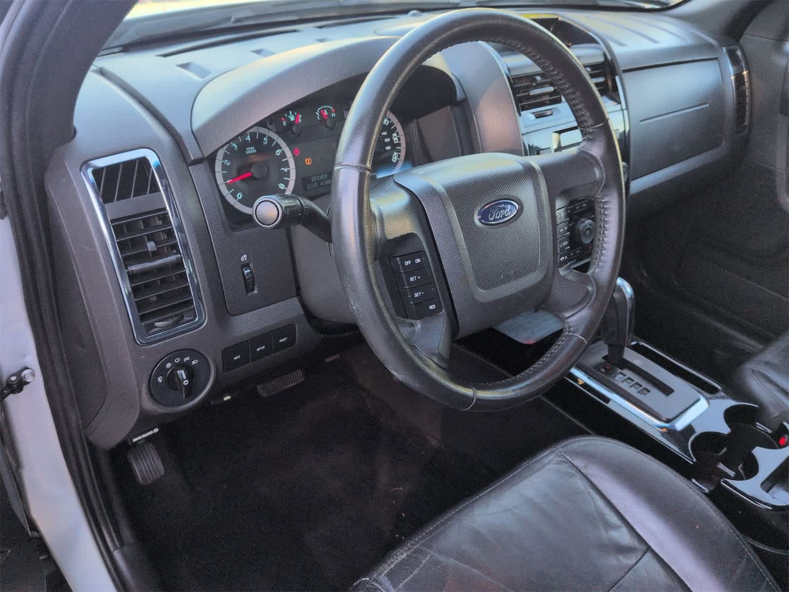 Thumbnail: 2012 Ford Escape - 10