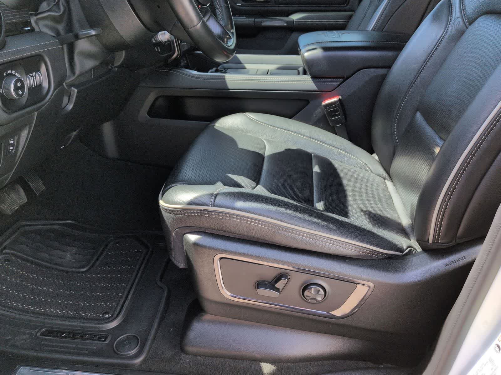 Thumbnail: 2023 RAM 1500 - 16