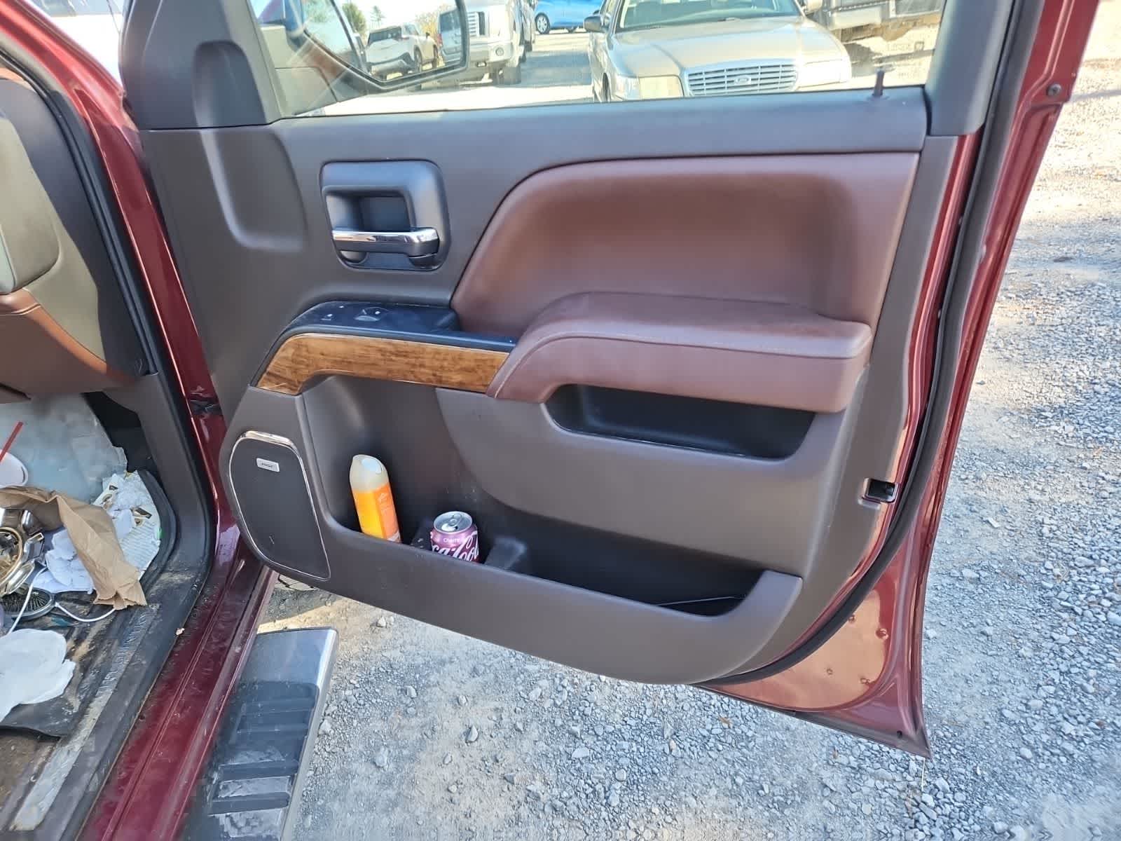 Thumbnail: 2015 Chevrolet Silverado 1500 - 22