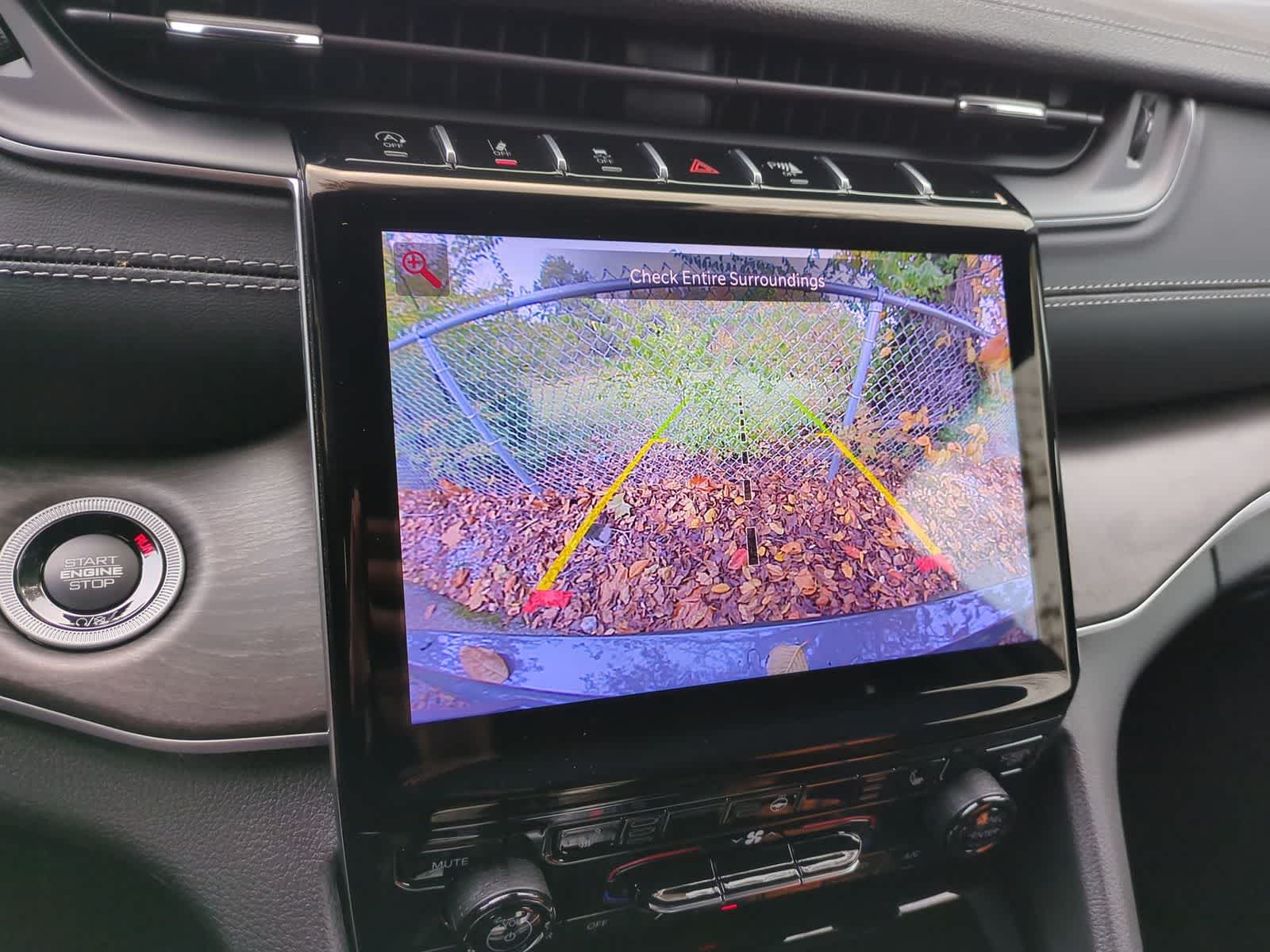 Thumbnail: 2025 Jeep Grand Cherokee L - 30