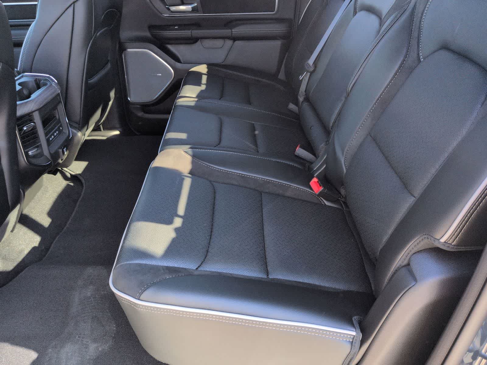 Thumbnail: 2026 RAM 1500 - 9