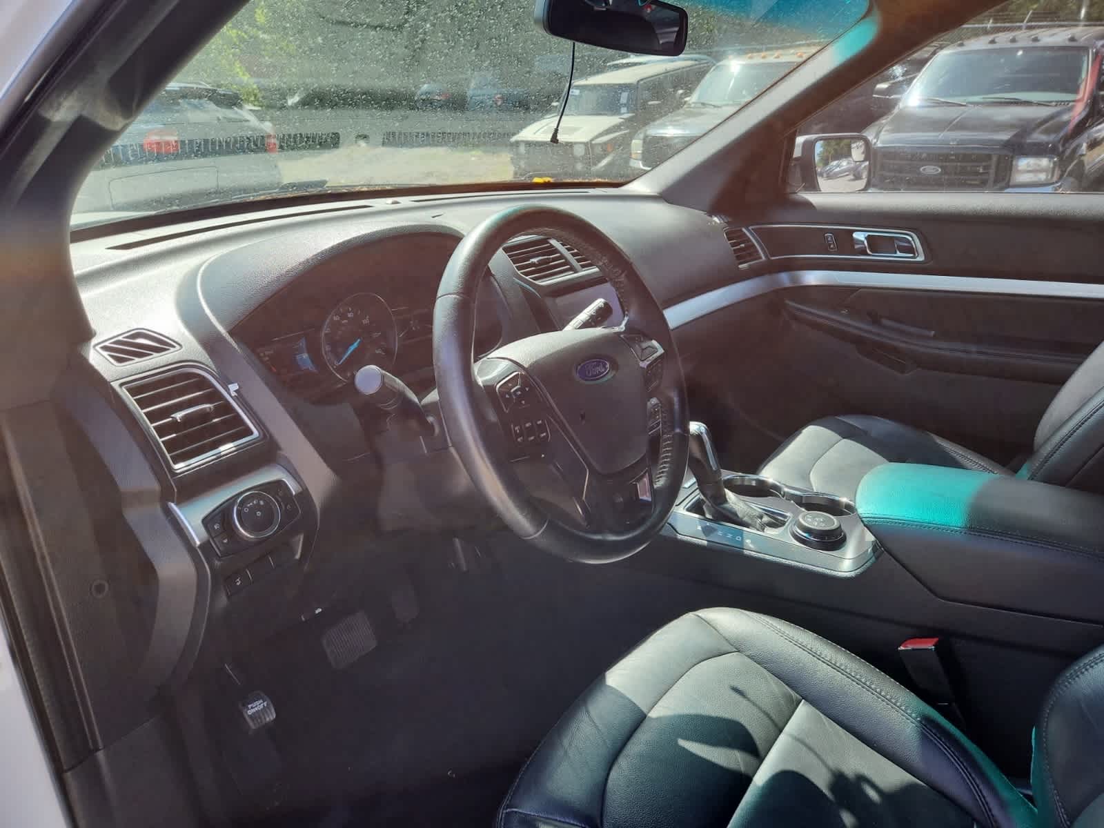 Thumbnail: 2016 Ford Explorer - 13