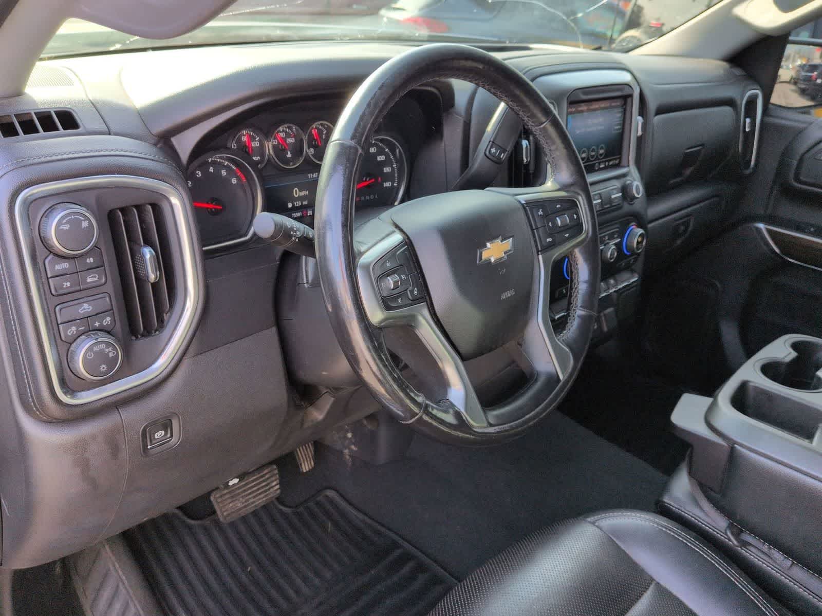 Thumbnail: 2019 Chevrolet Silverado 1500 - 10