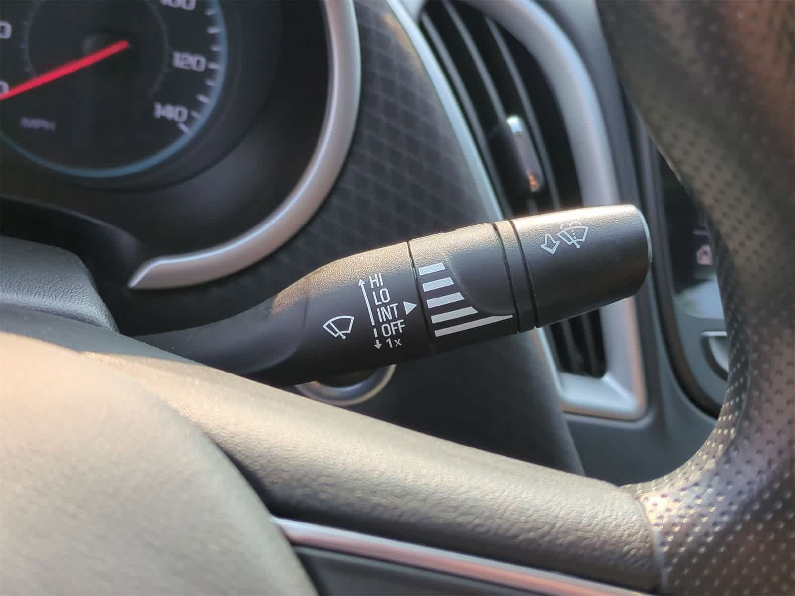 2023 Chevrolet Malibu LT 24
