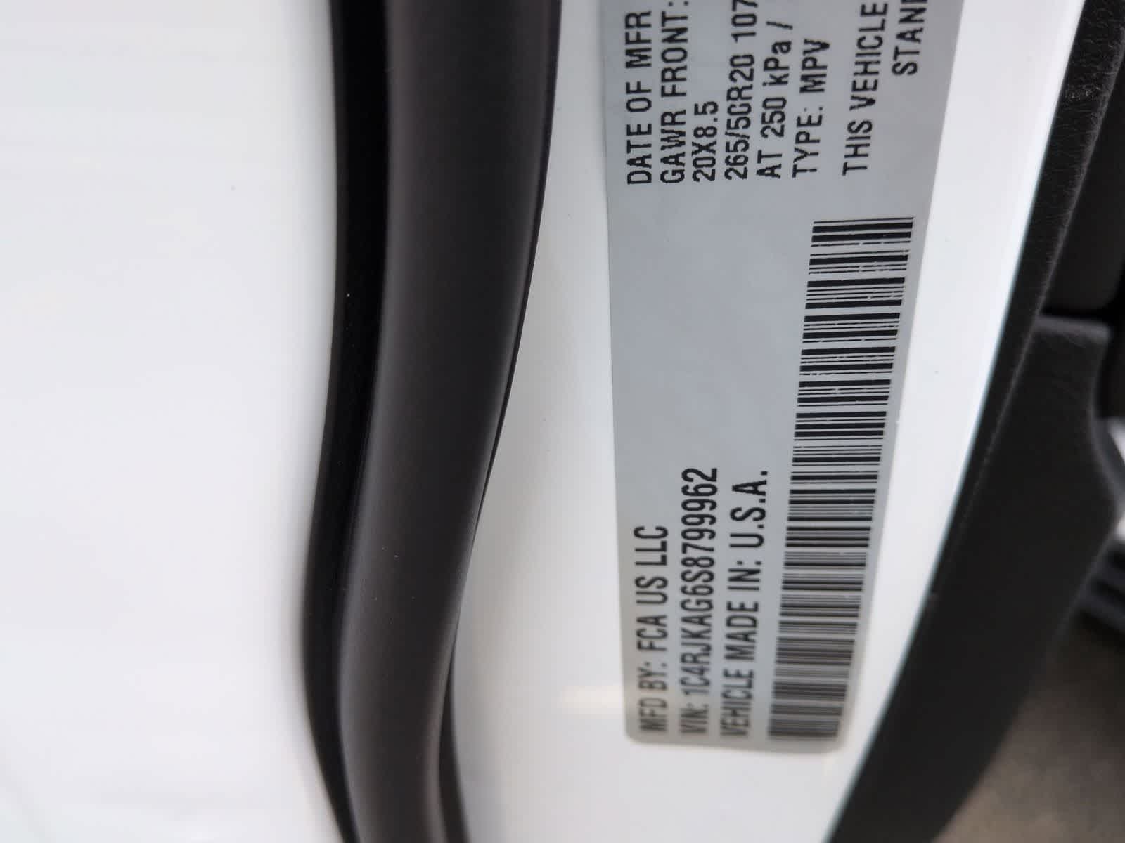 Thumbnail: 2025 Jeep Grand Cherokee L - 32