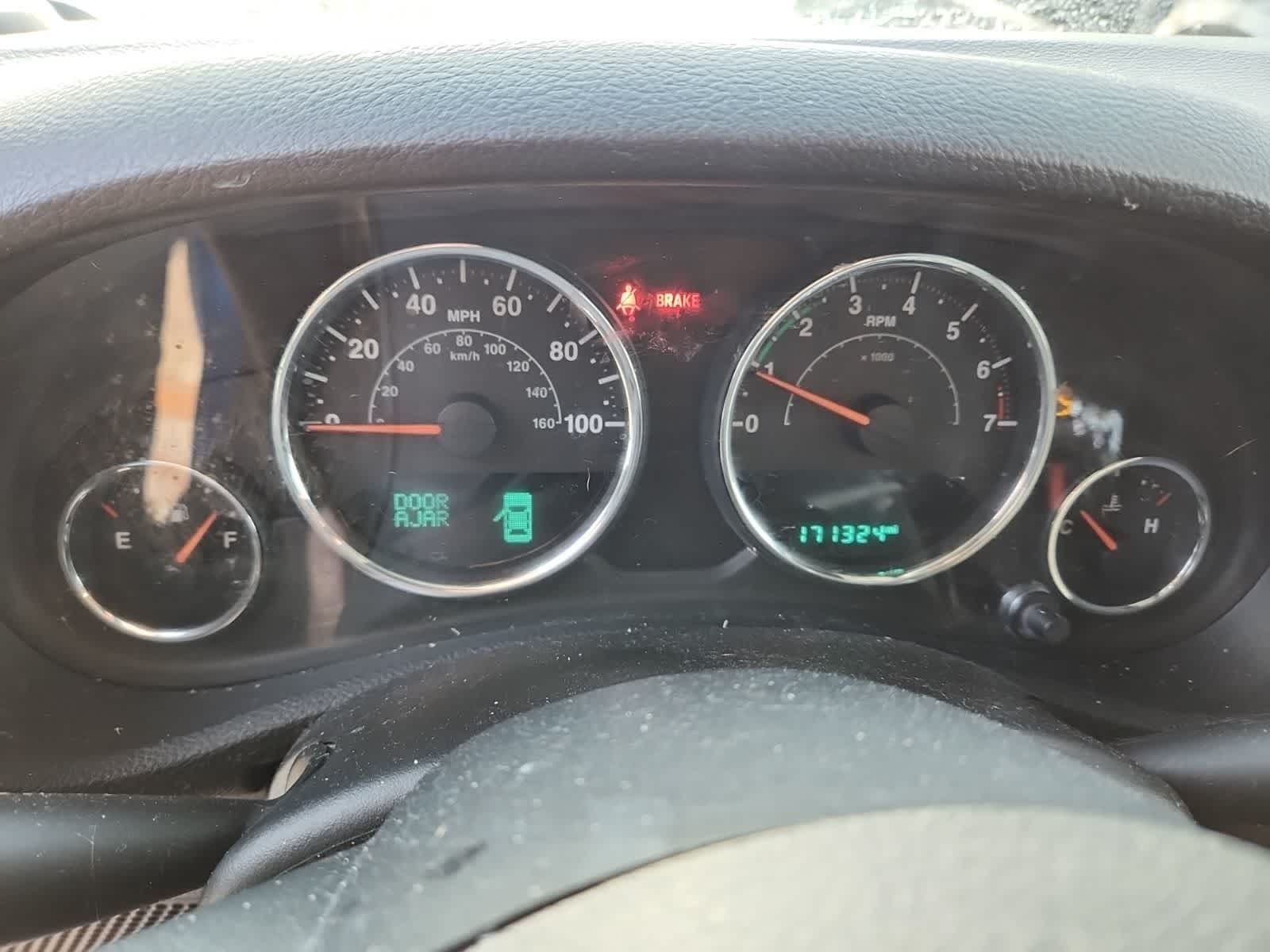 Thumbnail: 2016 Jeep Wrangler - 9