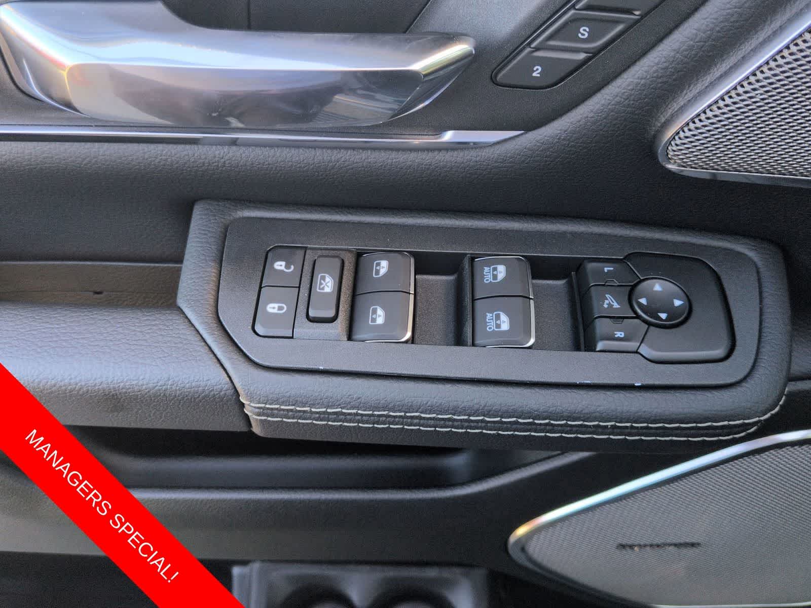 Thumbnail: 2026 RAM 1500 - 16