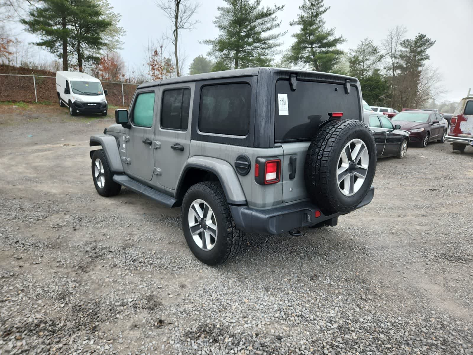 Thumbnail: 2019 Jeep Wrangler - 3