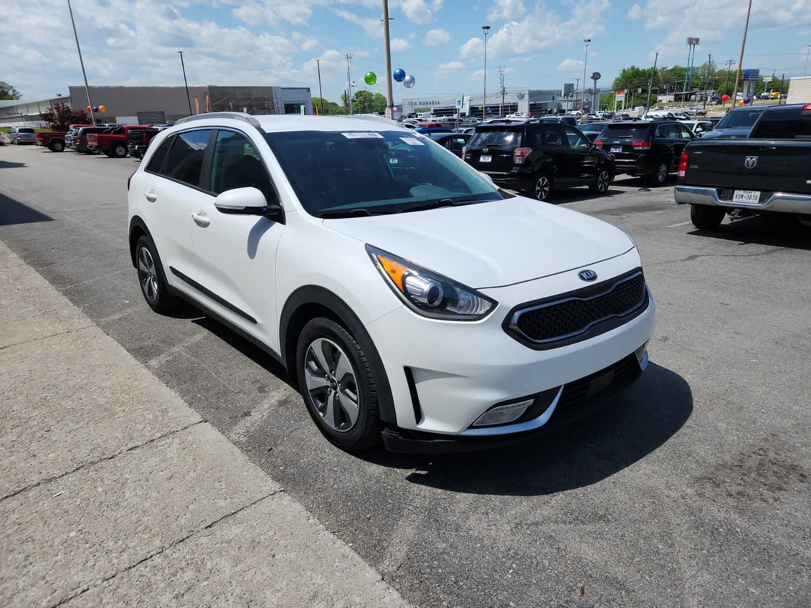 Thumbnail: 2019 Kia Niro - 7