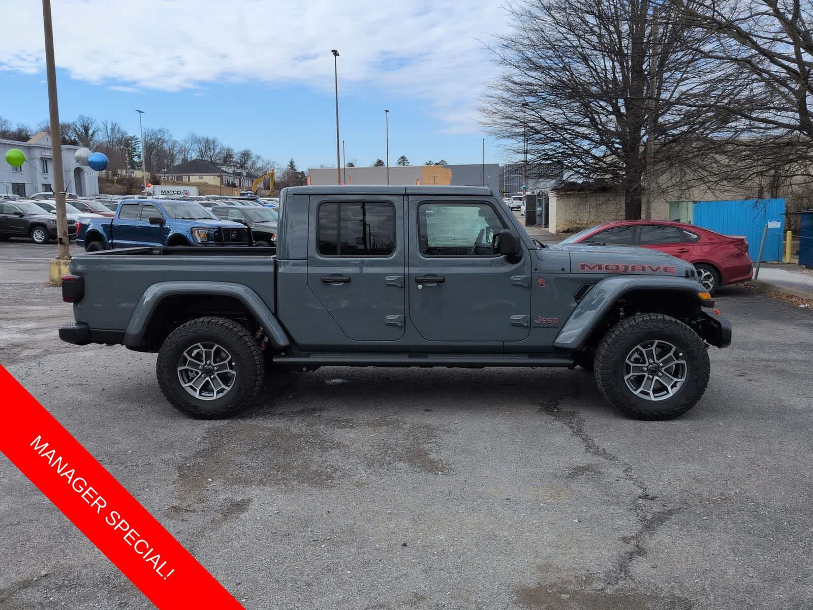 Thumbnail: 2026 Jeep Gladiator - 9