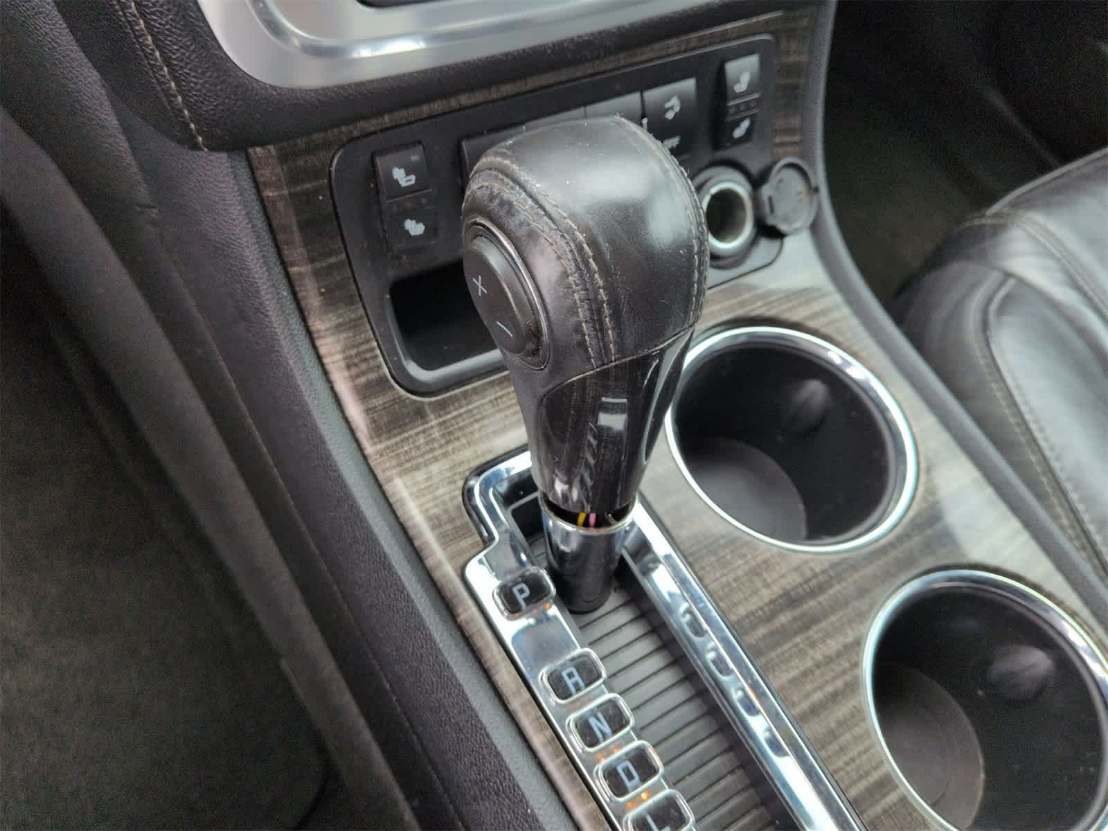 Thumbnail: 2013 GMC Acadia - 30