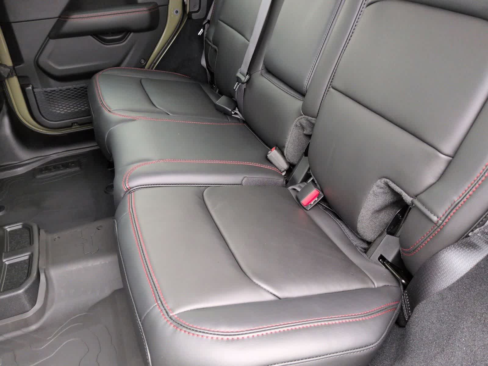 Thumbnail: 2026 Jeep Wrangler - 18