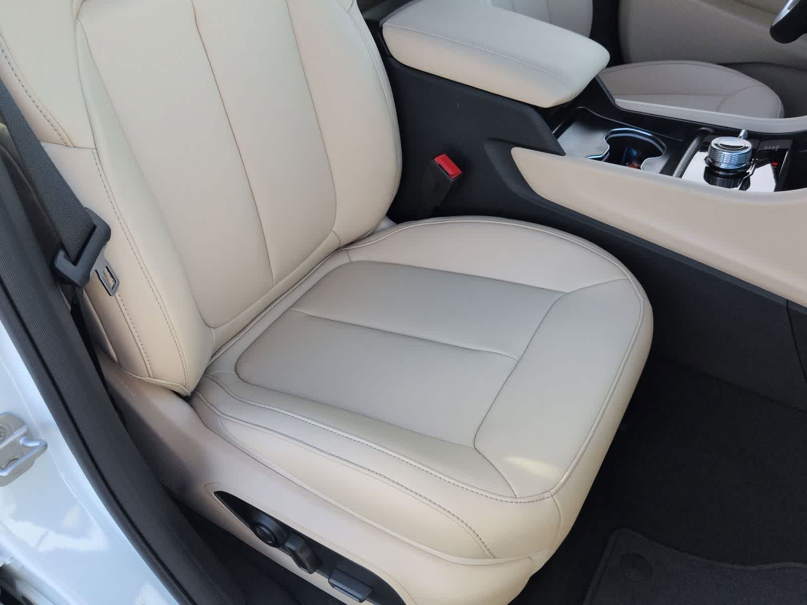 Thumbnail: 2025 Jeep Grand Cherokee L - 21