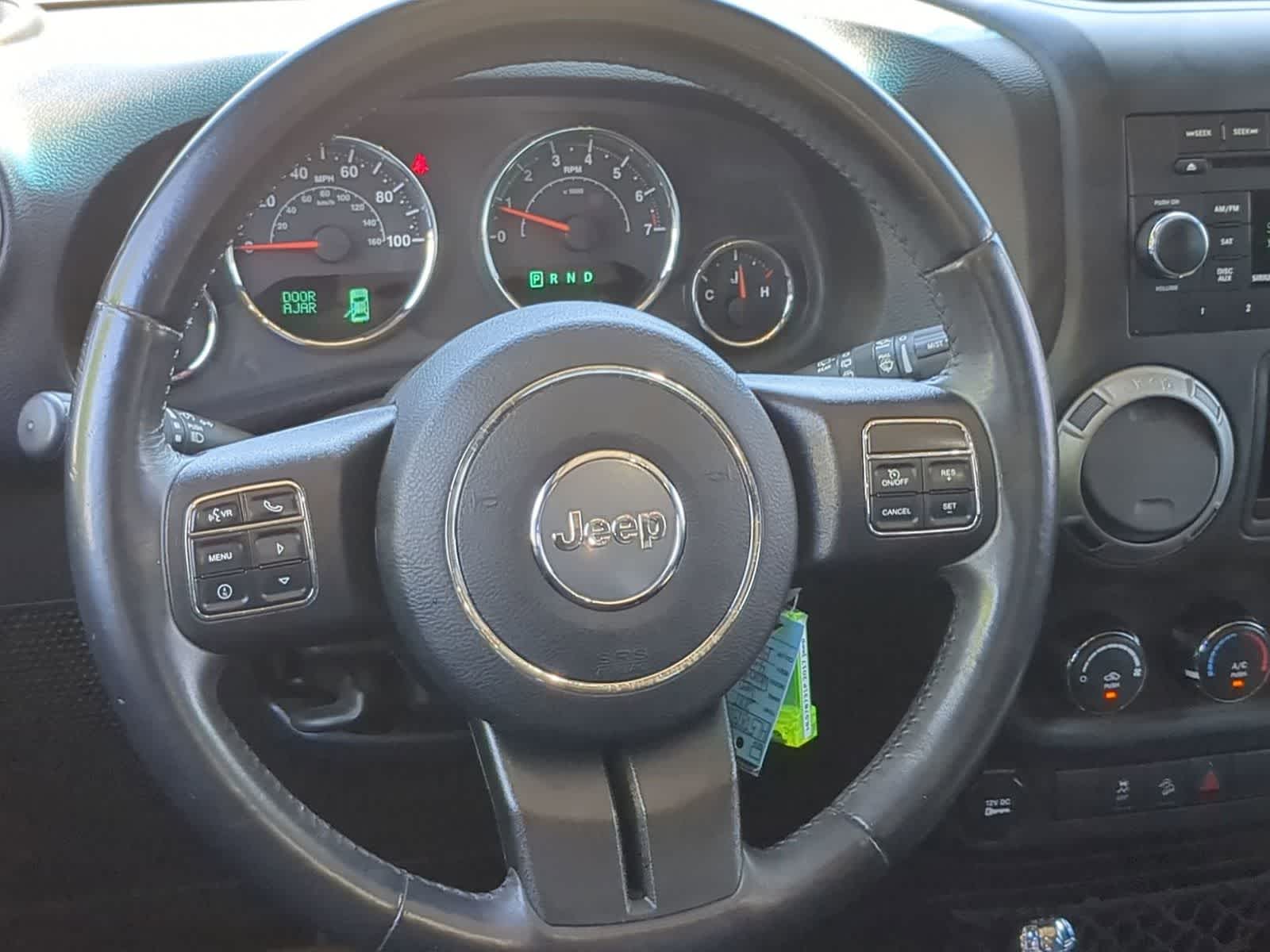 Thumbnail: 2017 Jeep Wrangler - 22