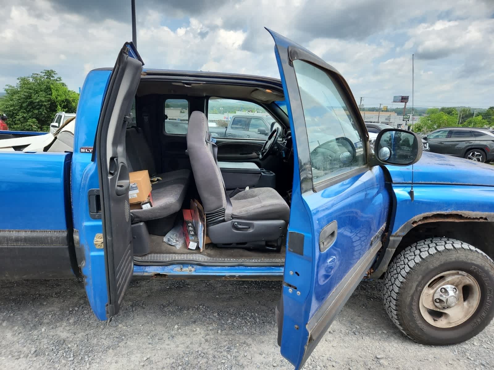 Thumbnail: 2001 Dodge Ram 1500 - 27