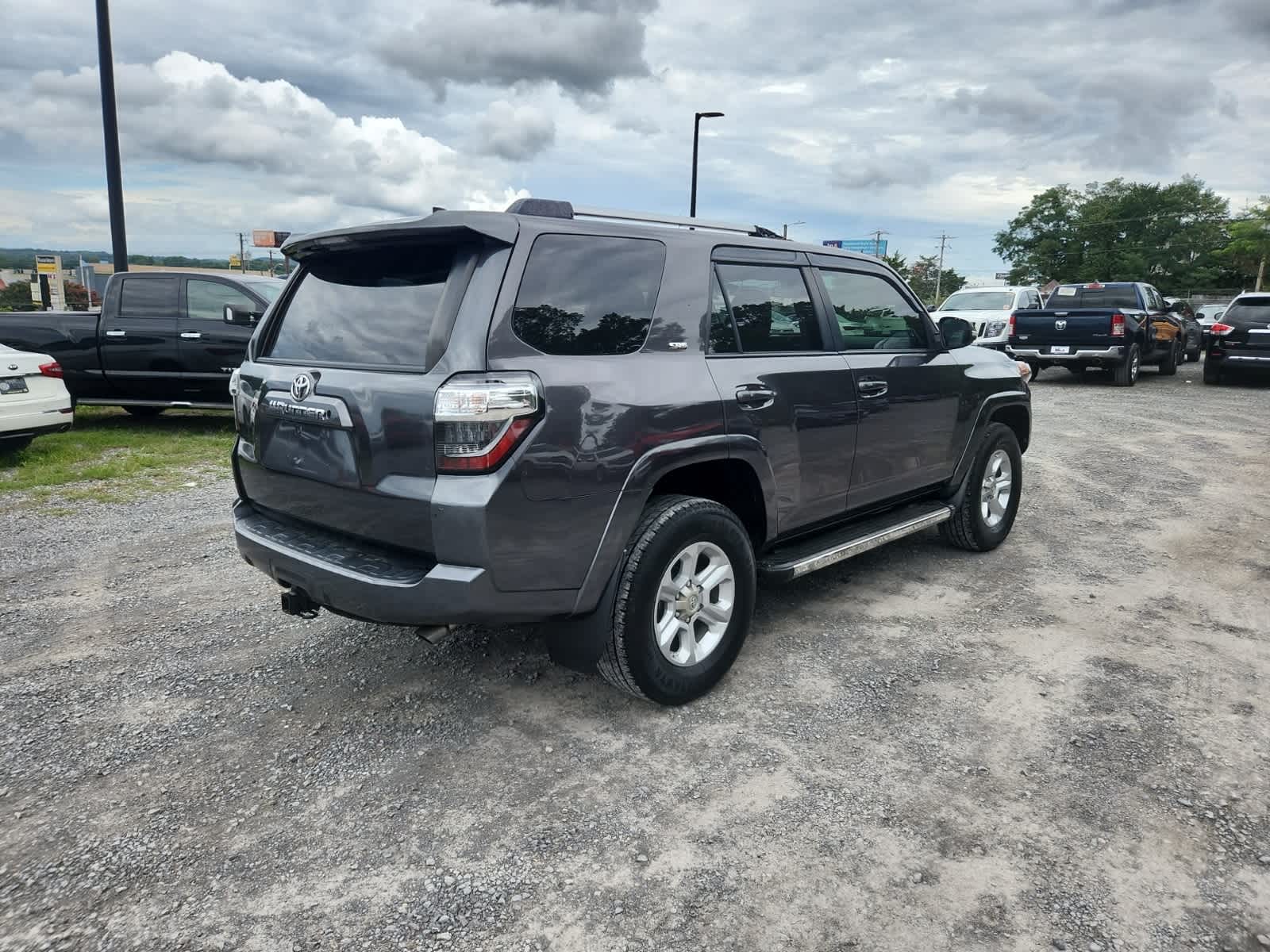 Thumbnail: 2019 Toyota 4Runner - 5