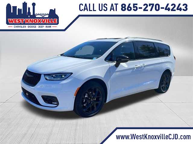 2024 Chrysler Pacifica Touring L -
                Knoxville, TN