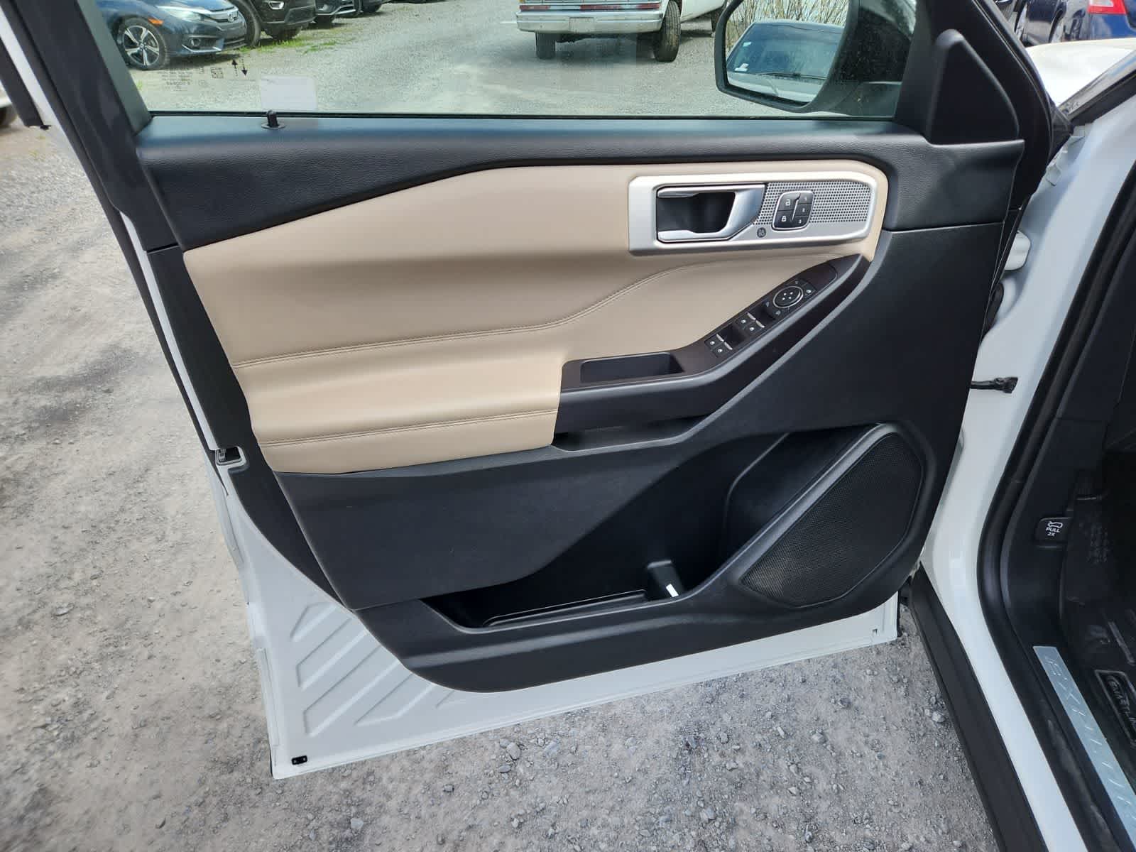 Thumbnail: 2020 Ford Explorer - 19