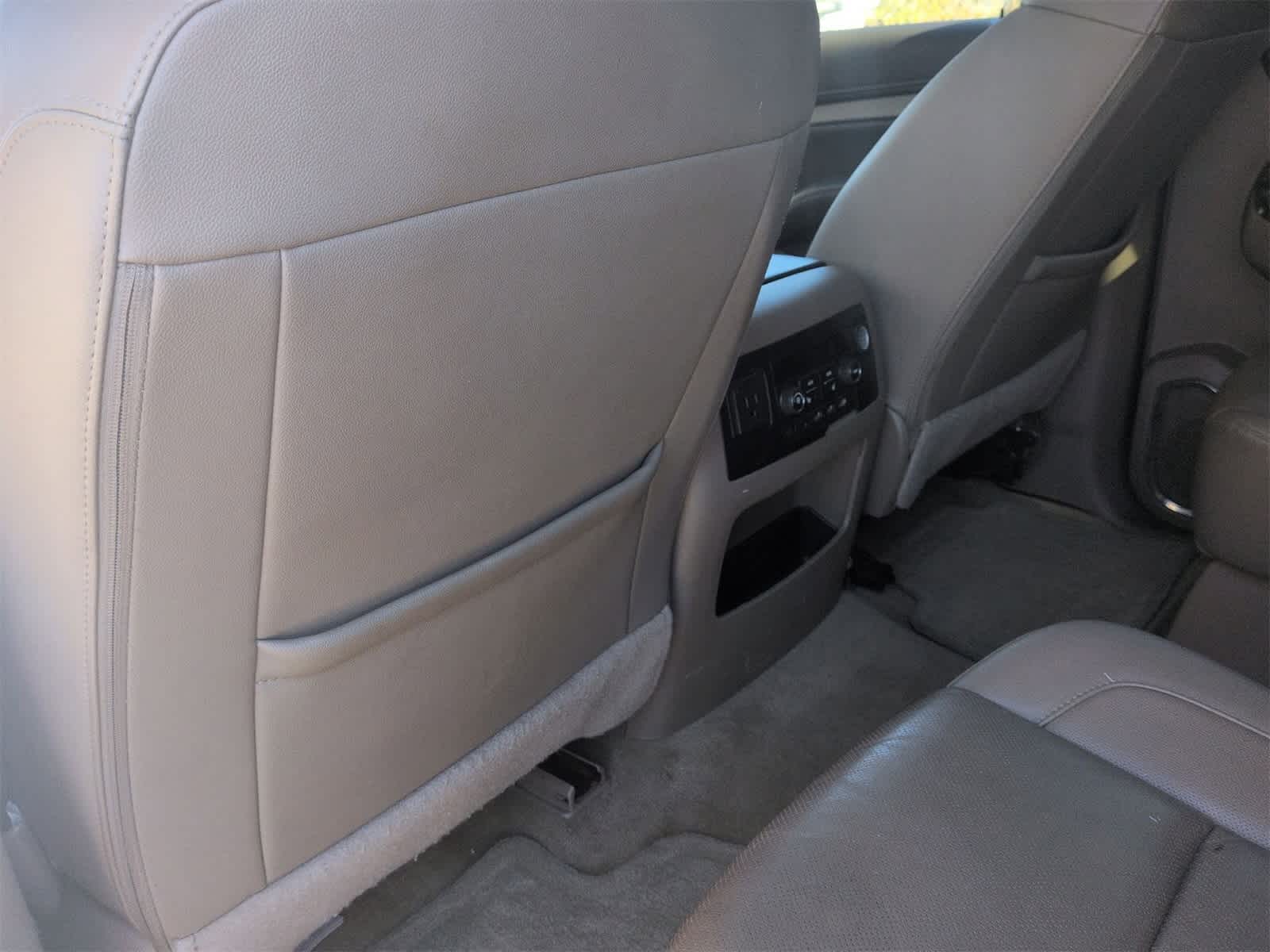 Thumbnail: 2017 Chevrolet Tahoe - 18