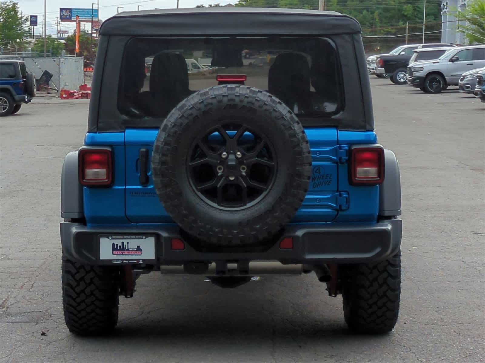 2025 Jeep Wrangler Willys Wheeler 7
